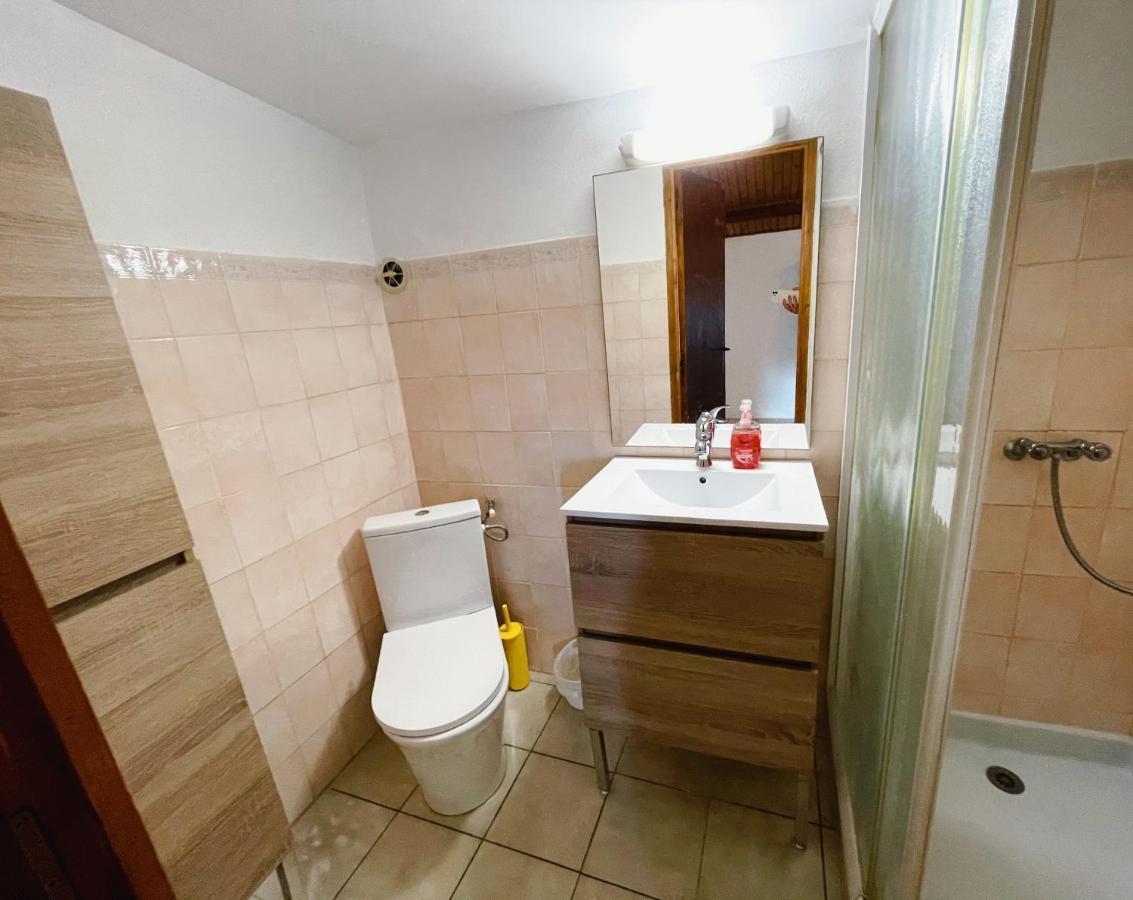 Gite Du Mas Champetre Saint-Privat-de-Champclos Exterior foto